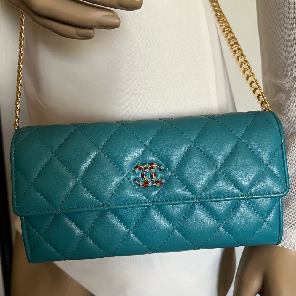 💎VERY RARE 💎 Chanel classic Flap. WOC - Picture 8 of 16